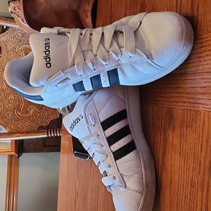 Mens adidas shoes size12